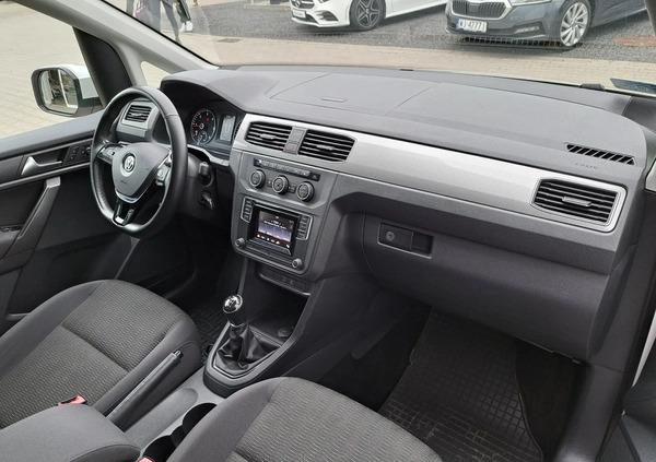 Volkswagen Caddy cena 94900 przebieg: 104137, rok produkcji 2019 z Gniezno małe 154